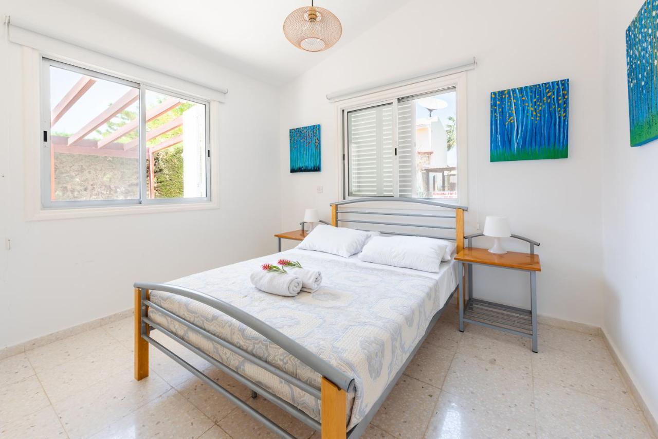 Bungalow Casa Bella By Ezoria Villas Coral Bay Exteriör bild