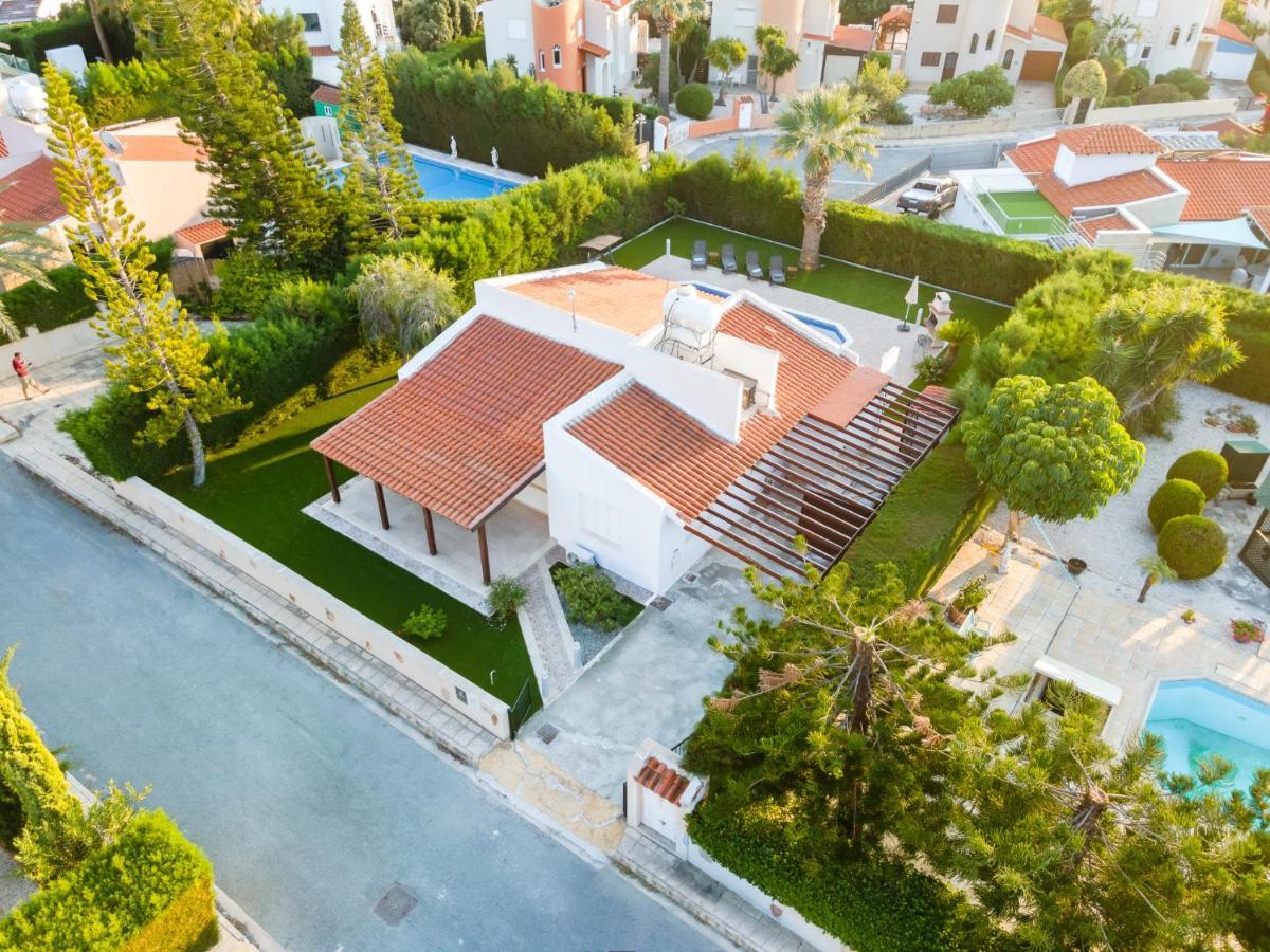 Bungalow Casa Bella By Ezoria Villas Coral Bay Exteriör bild